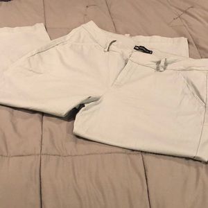 Cute casual or dressy capris